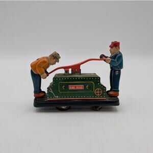 Vtg 1950s Kyodo Press Co. Tin Wind Up "Tom & Dick" Railroad Hand Car - Works
